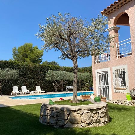 T3 Avec Jardin Et Piscine Privee Apartment Velaux Bagian luar foto